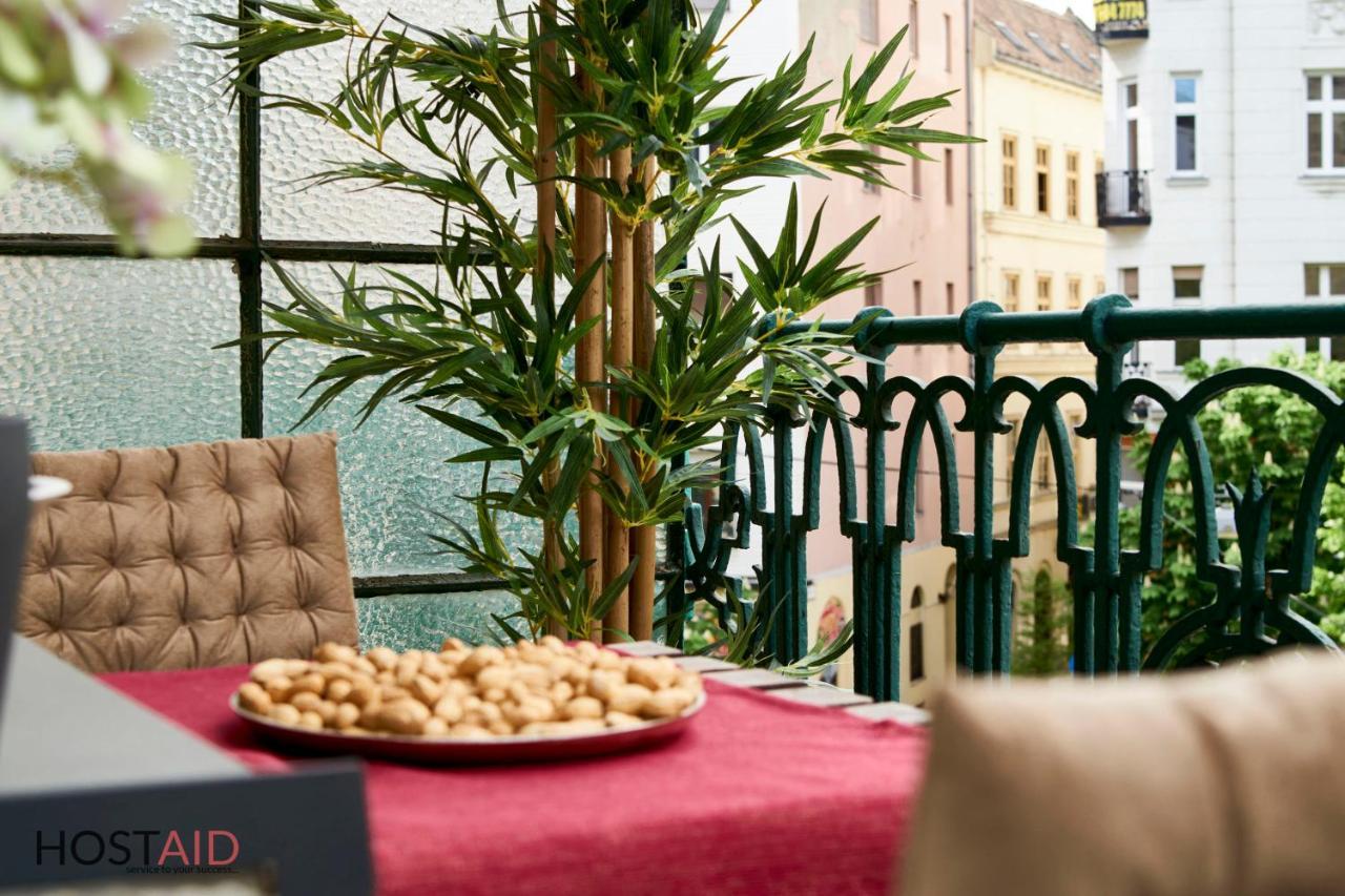 M52 Apartment - Hostaid Budapest Esterno foto