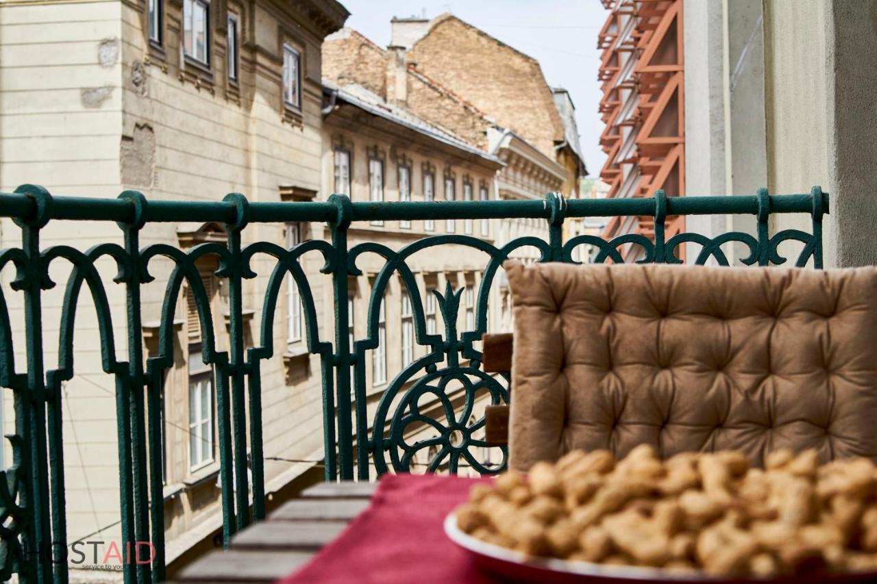 M52 Apartment - Hostaid Budapest Esterno foto